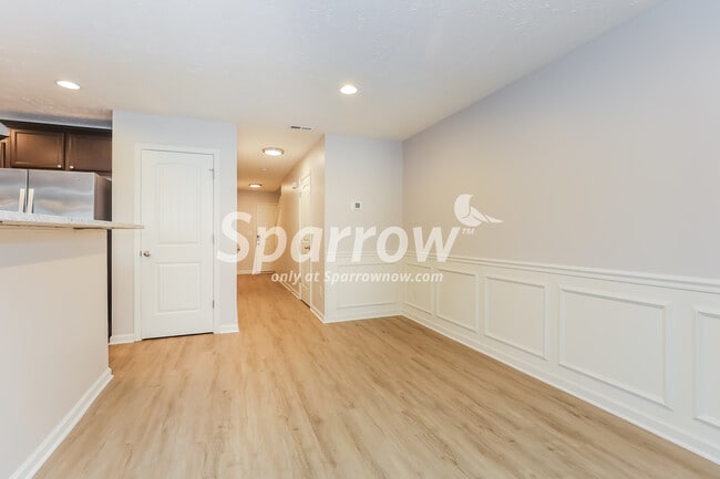 Building Photo - 4348 Aurora Circle #67