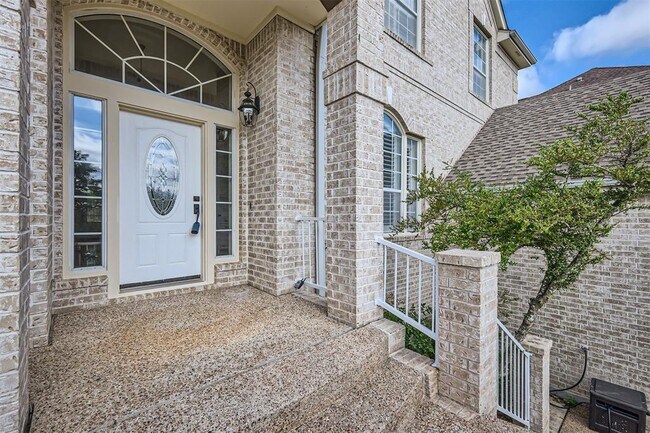 Foto del edificio - 2114 Cliffs Edge Dr