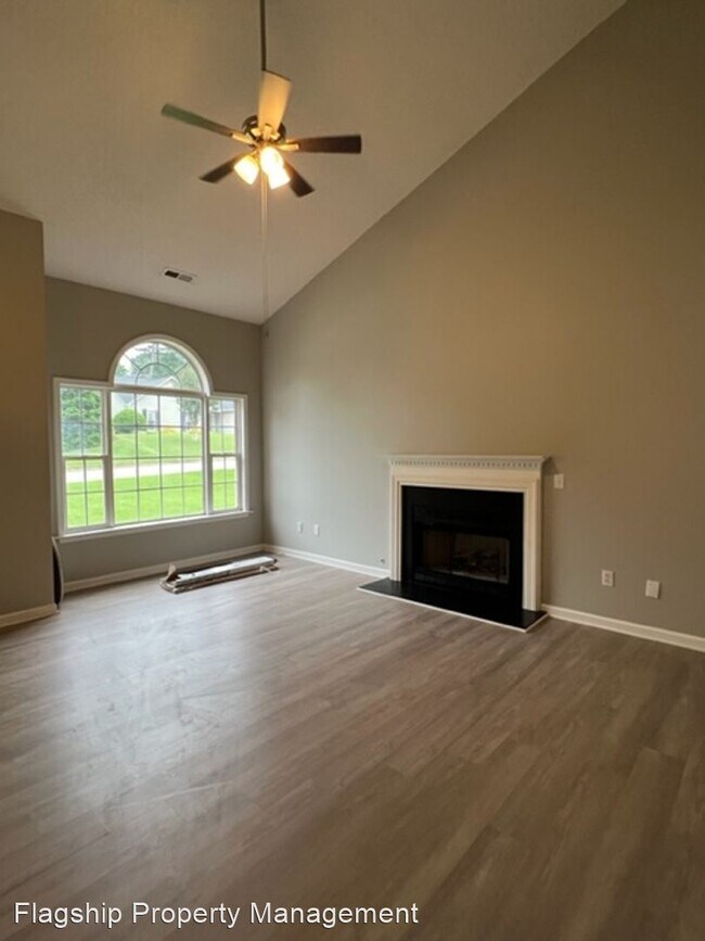 4 br, 2.5 bath House 311 Pheasant Ridge House Rental in Taylors