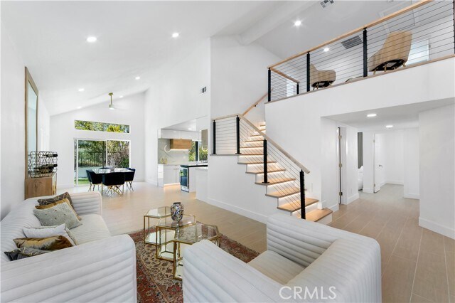 Foto del edificio - 32232 Fall River Rd