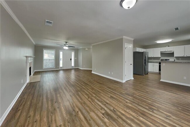 Foto del edificio - 5355 Windswept Trce