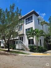 Building Photo - 6670 NW 105th Ct