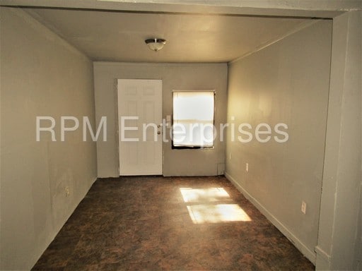 Building Photo - 1613 E Park Pl