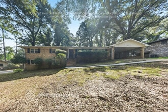 Building Photo - 624 Princess Cir