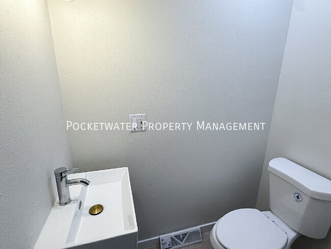 Foto del edificio - 10745 Miller Ct