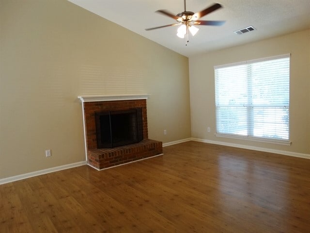 Foto del edificio - 3416 Armitage Dr