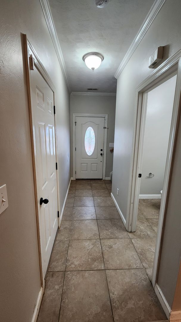 Foto del edificio - Gunn Hall