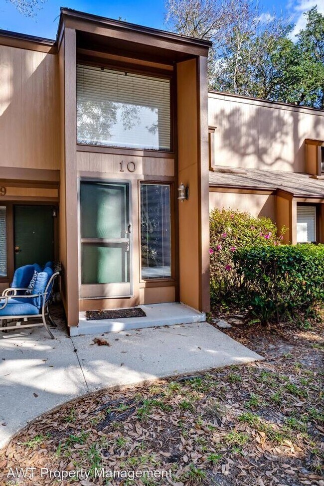 Building Photo - 1 br, 1.5 bath House - 10 Pinehurst Place