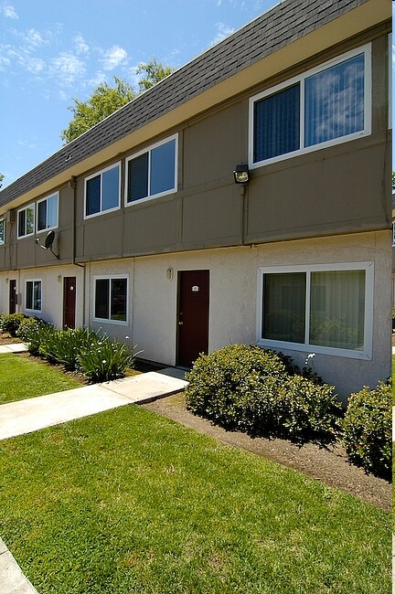 Fotografía del edificio - Rancho Cordova Apartments