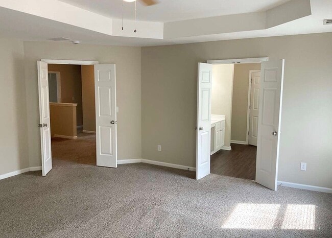 Building Photo - 5140 Fieldstone View Cir