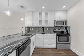 Building Photo - 7707 Camino Real