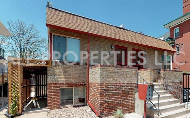 Building Photo - 1607 York St
