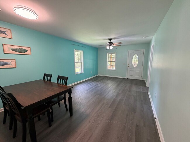 Foto del edificio - 1517 Welch Way