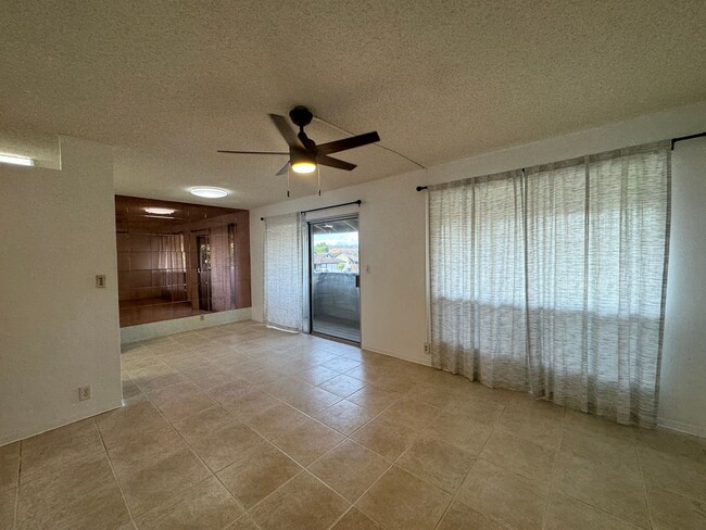 Foto del edificio - For Rent - [Rainbow Kauhale] 94-1210 Mopua...