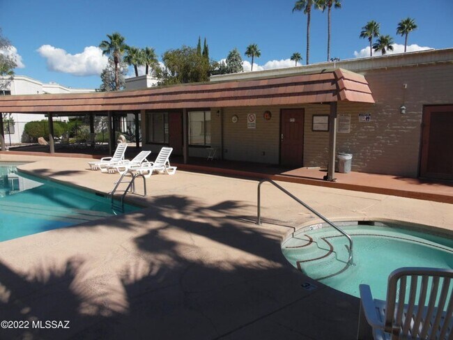 Foto del edificio - 8450 E Old Spanish Trail