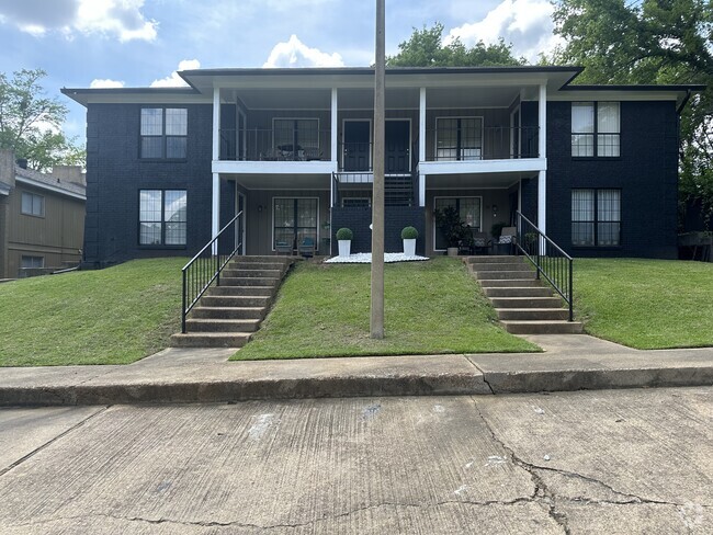 Building Photo - 647 Rio Street