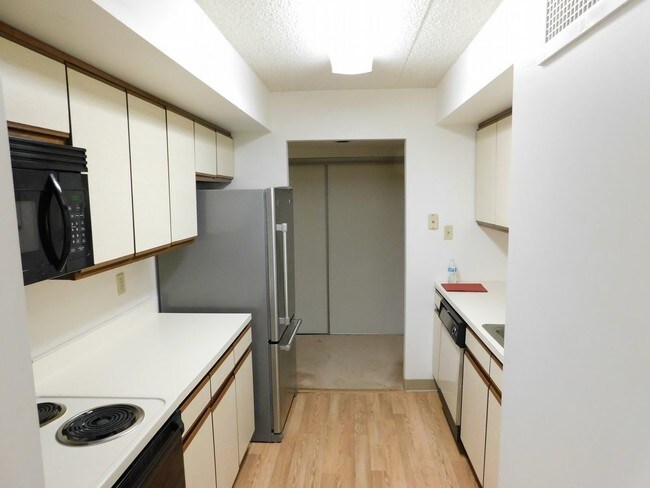 Foto del edificio - 800 Avondale Rd