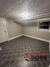 Building Photo - 4515 Magoun Ave