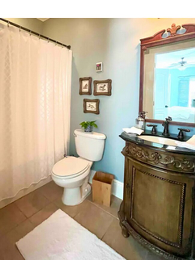 Foto del edificio - 3 bed/3 bath Furnished/Unfurnished