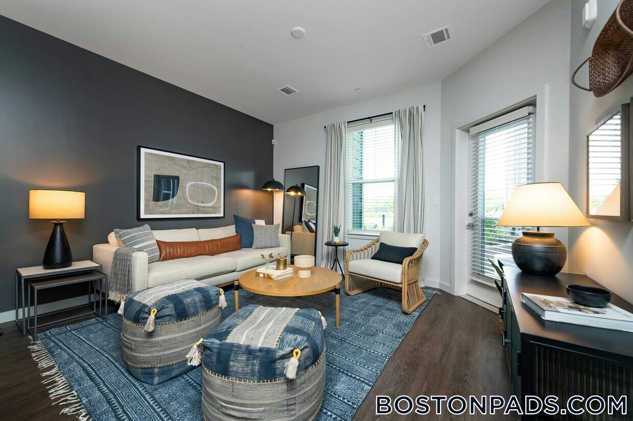 Foto principal - 1 Kingston Collection Way