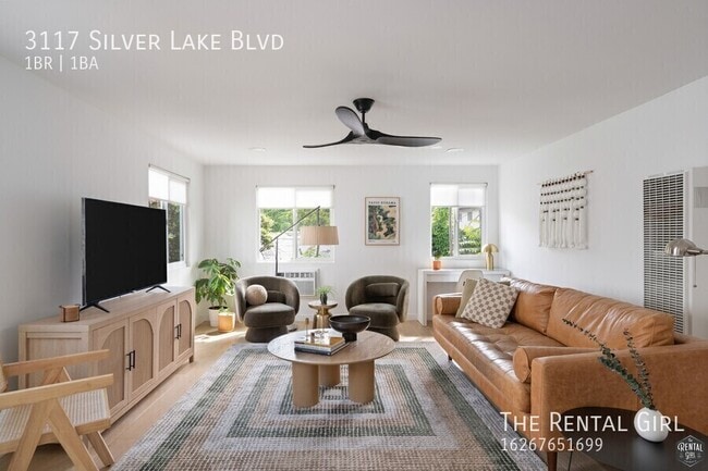 Photo - 3117 Silver Lake Blvd- House