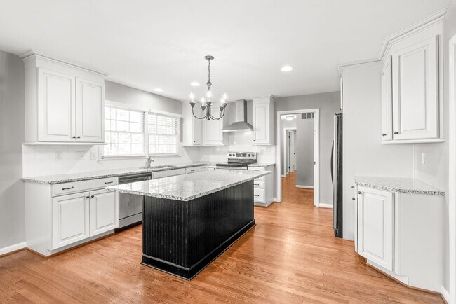 Foto del edificio - Beautiful Ranch Home in South Charlotte!