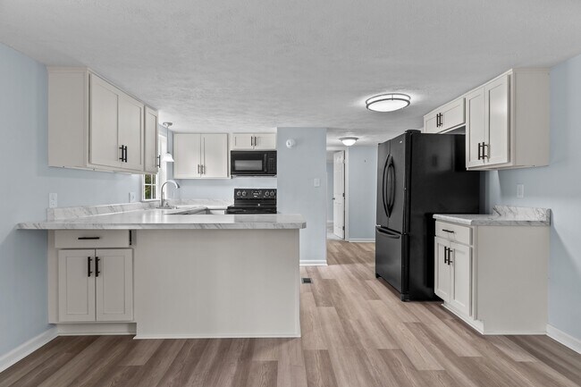 Foto del edificio - 2061 Center Ct SW
