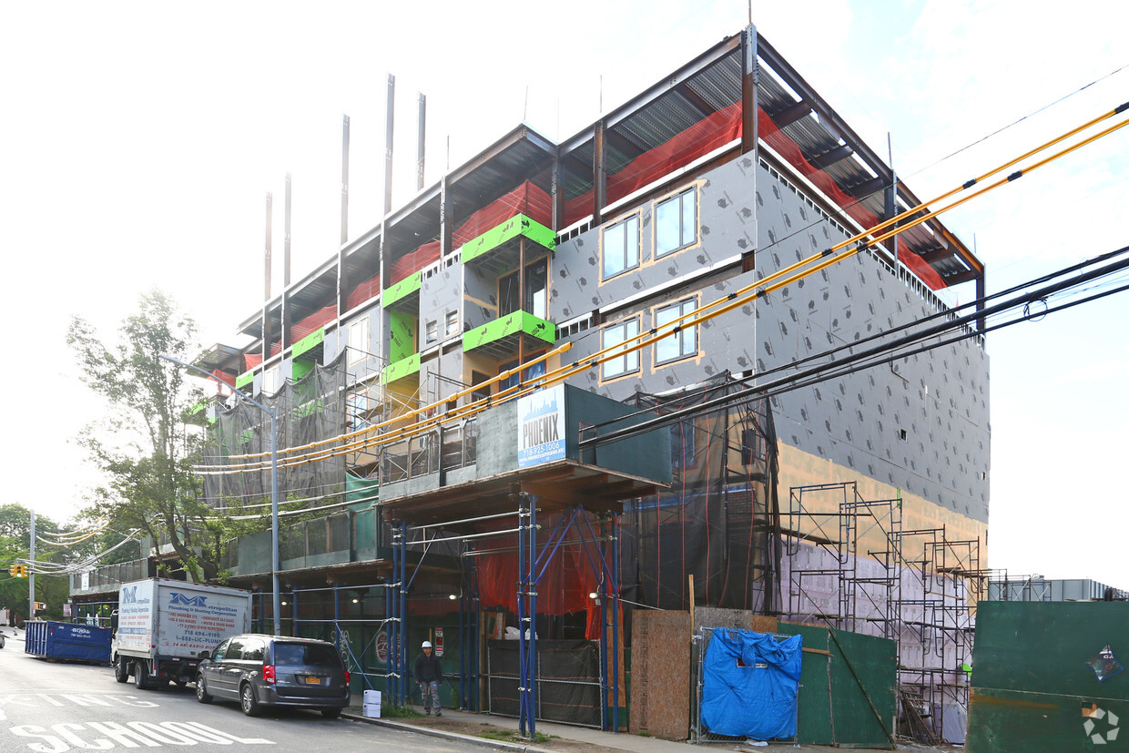 Building Photo - The Maya