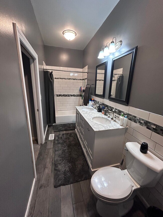 Foto del edificio - 2757 Dekalb St