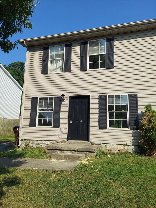 210 Maple Leaf Ln, Nicholasville, KY 40356 Townhome Rentals in