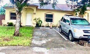 Building Photo - 28452 SW 141st Pl