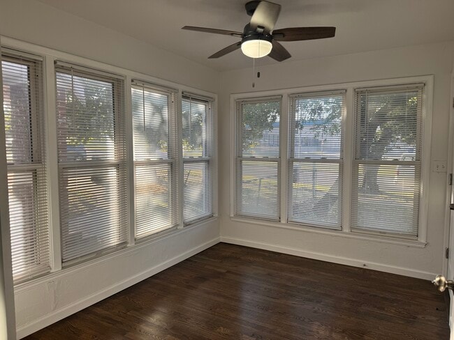 Building Photo - 417 SW 24th St