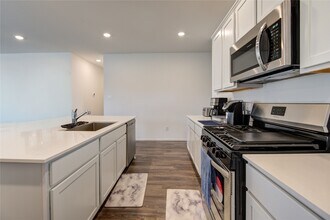 Building Photo - 2904 Cordova Hl Dr