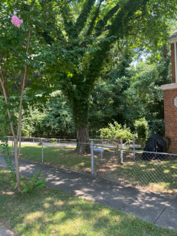 Foto del edificio - 2710 Fort Baker Dr SE