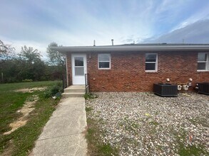Building Photo - 601 Rizek Dr