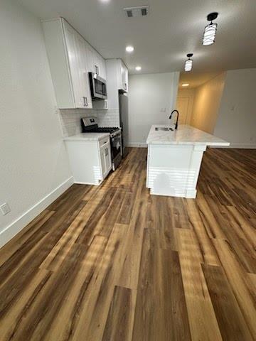 Building Photo - 5405 Lishill Cove