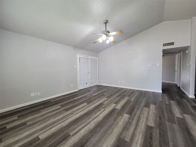 Photo - 10315 Limestone Dr House