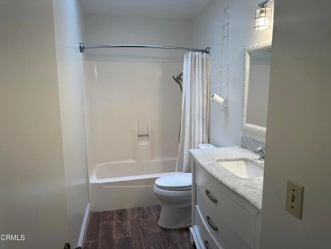 Foto del edificio - 2251 Portola Ln