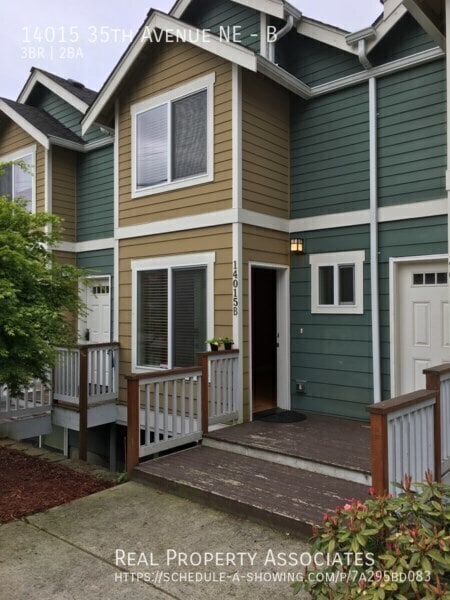 Building Photo - 14015 35th Ave NE