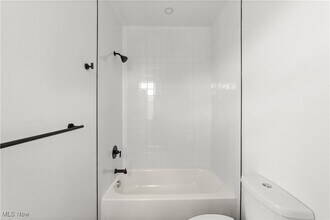 Building Photo - 2017 W 44th St