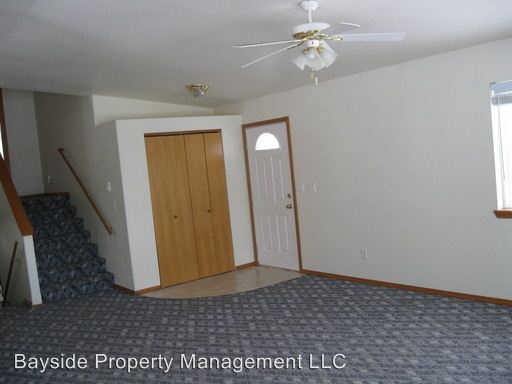 Building Photo - 315 Mission View Dr