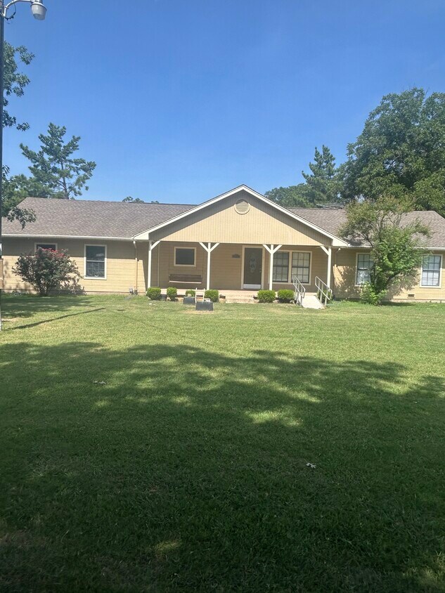 Foto principal - 214 Co Rd 4870