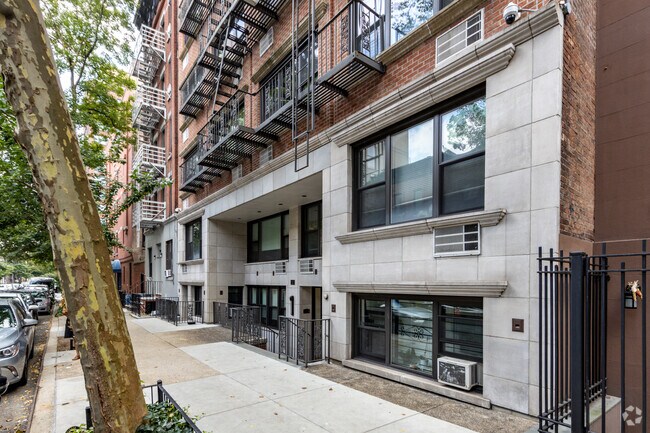 Foto del edificio - 444 E 87th St