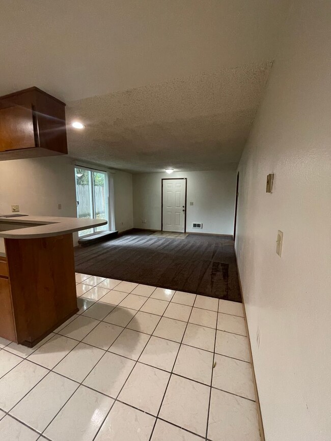 Building Photo - Large two bedroom with a yard!