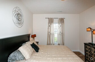 2BR, 2BA - 1382 SF - Copper Chase at Stones Crossing