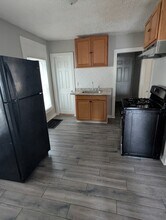 Building Photo - 76 3rd St