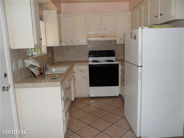 Primary Photo - 260 Ellwood Beach Dr