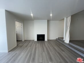 Building Photo - 1337 N Sierra Bonita Ave