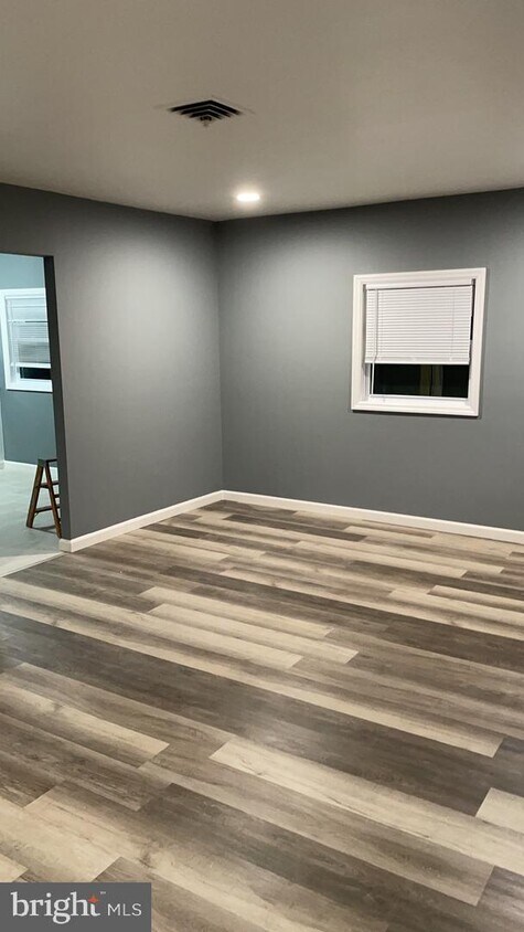 Foto principal - 7610 Bristol Pike