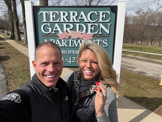 Building Photo - 302 15th St